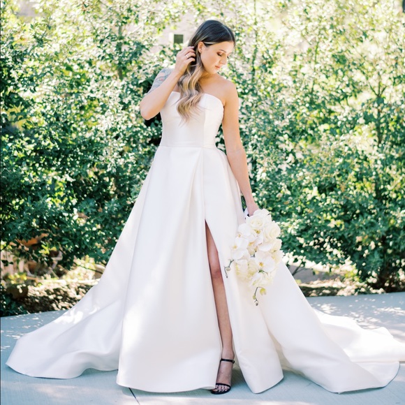 Meet your Posher, Alison - Picture 1 of 1